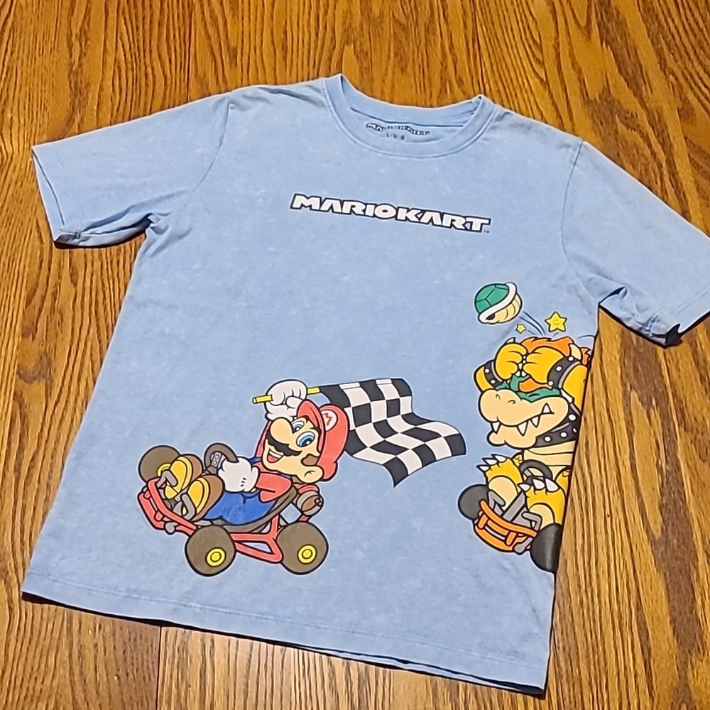 Mariokart Video Game Shirt - Boys Large